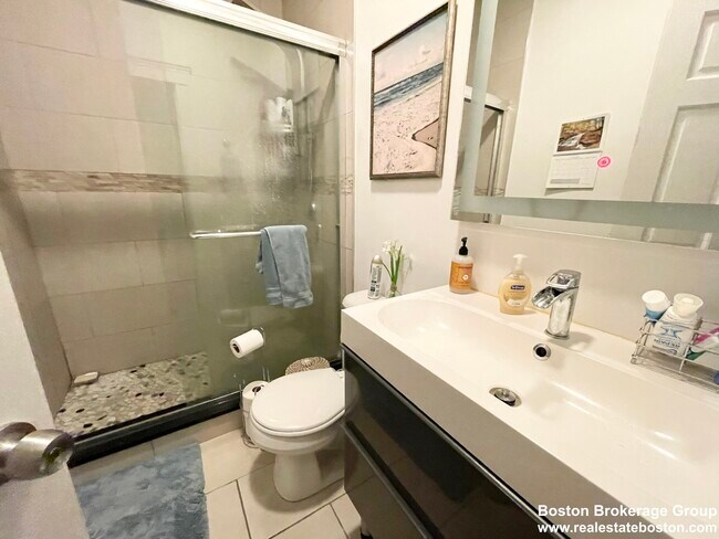 Photo - 7 Grant St Unit 1