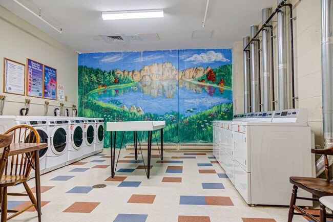 Photo - 195 Pleasant St