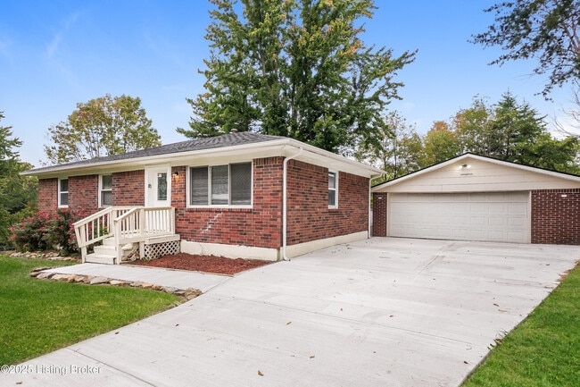 Photo - 803 Candleglow Ct