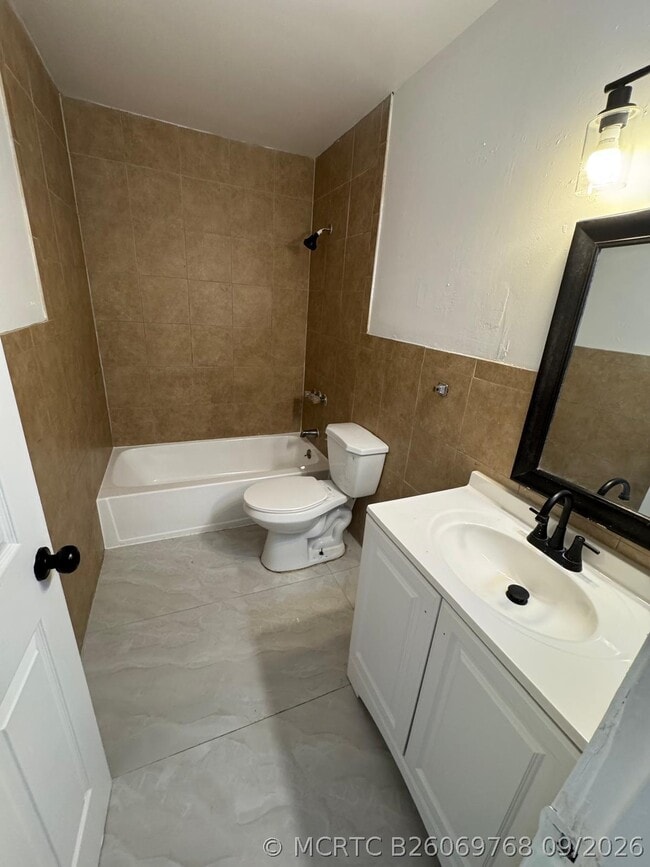 5830 NW 21st St Unit 40-E