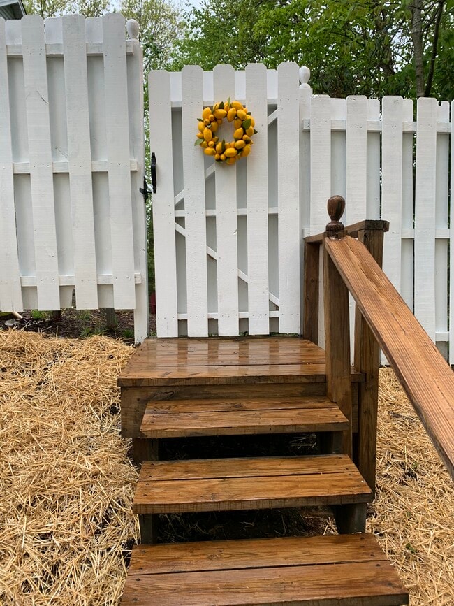 Photo - 954 Hunting Hills Ln Unidad The Magellan