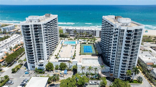Photo - 525 N Ocean Blvd Unidad 1820