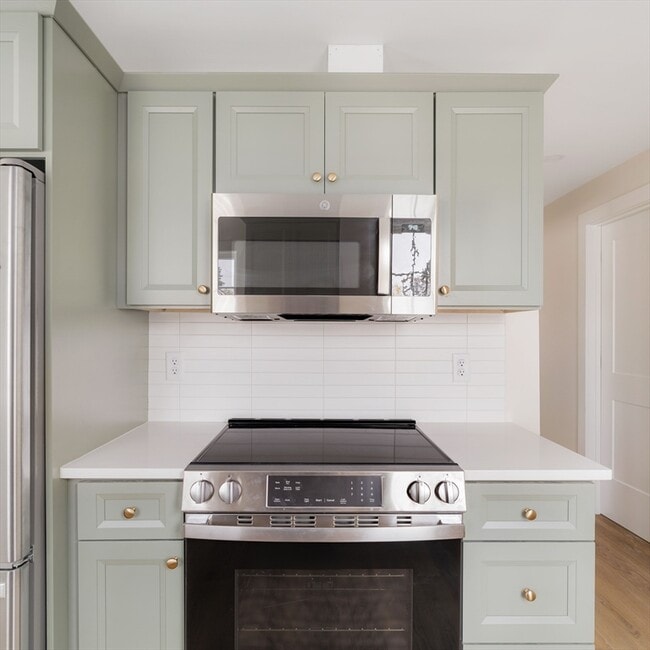 Photo - 121 Fayette St Unit B