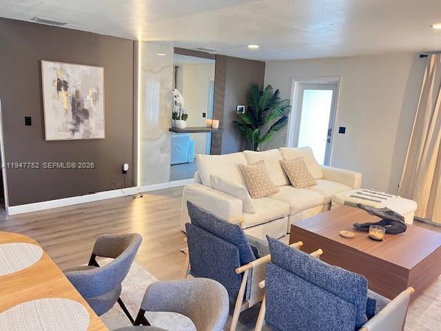 Photo - 601 NW 10th St