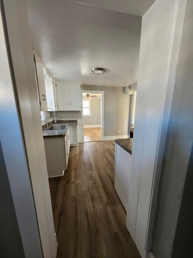 Photo - 811 Ridge Ave