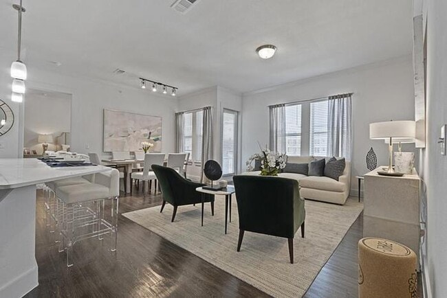 Photo - 1790 Mercer Pkwy Unidad b1