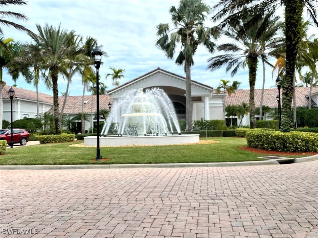 Photo - 20319 Castlemaine Ave