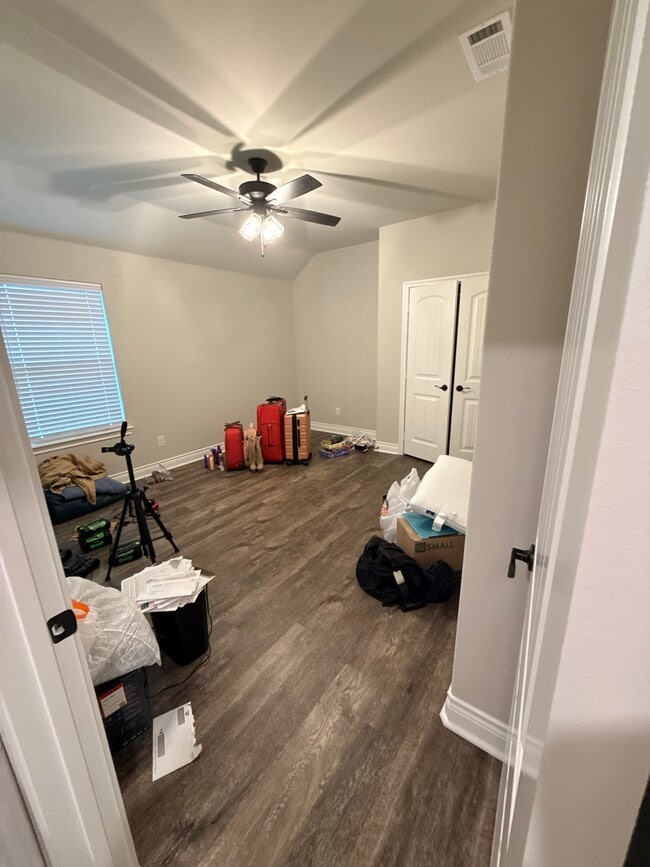 Photo - 601 Moseley Ln