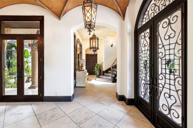 Photo - 5007 Cedar Creek Dr