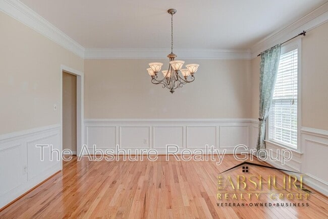 Photo - 1410 Fairfax Woods Dr