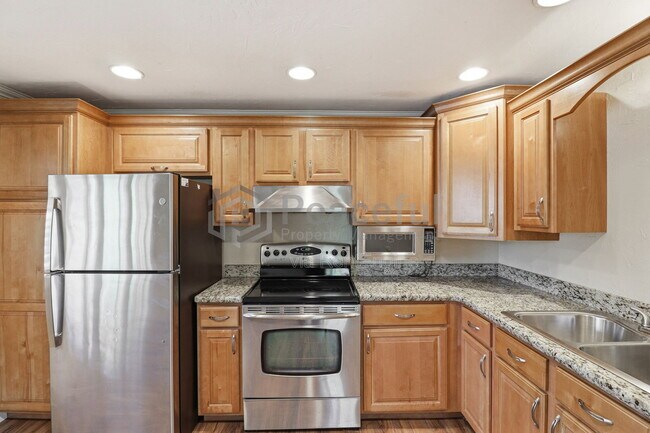 Photo - 122 N St Unit 10