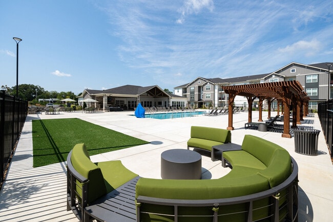 The Mill at White House apartments — community photo