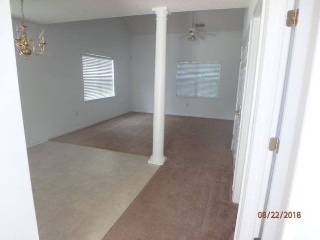 Photo - 106 Stratford Rd