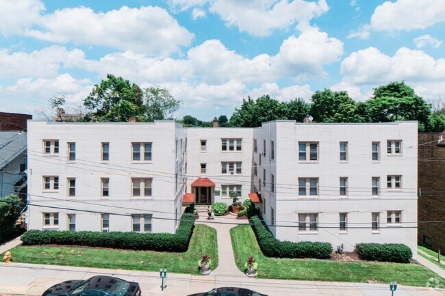 Building Photo - Central Square Apartments