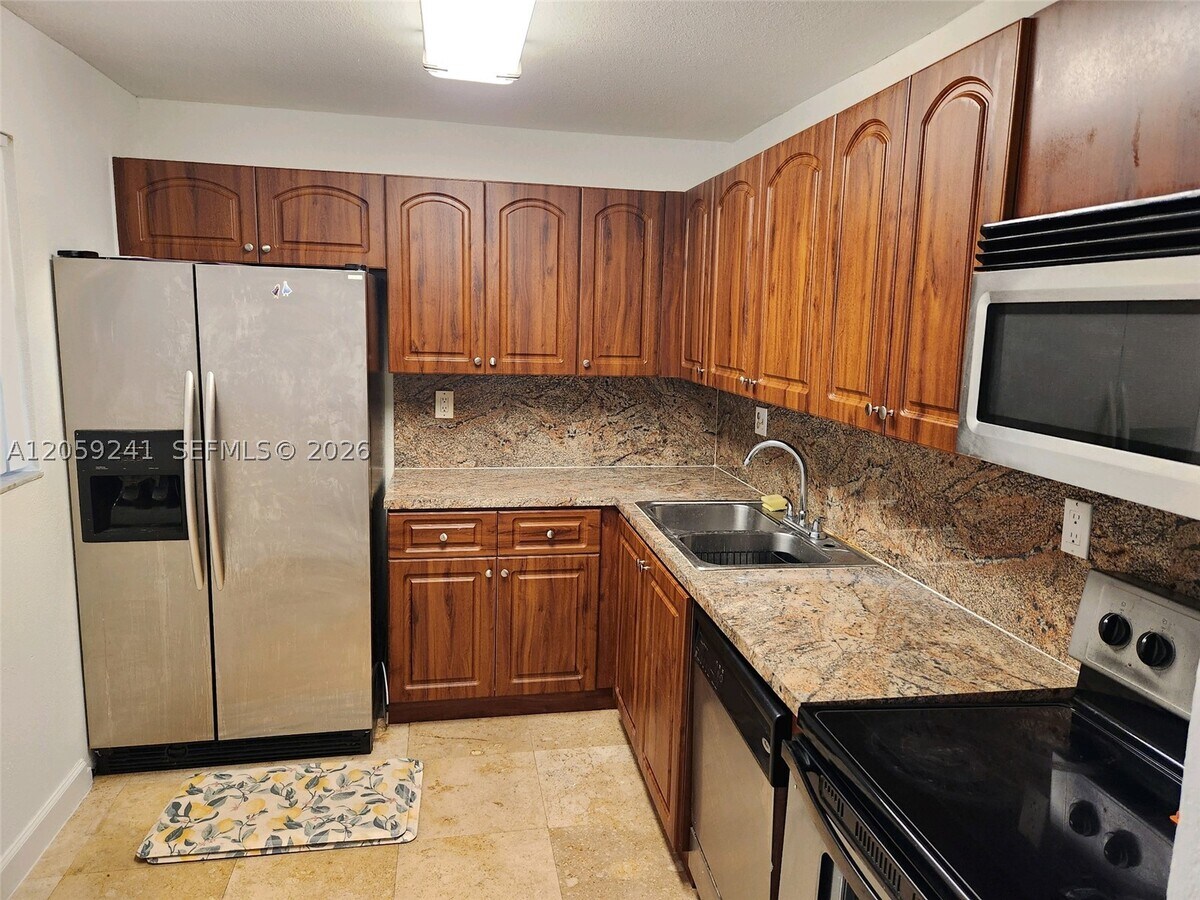 Photo - 10985 SW 107th St Unit 110