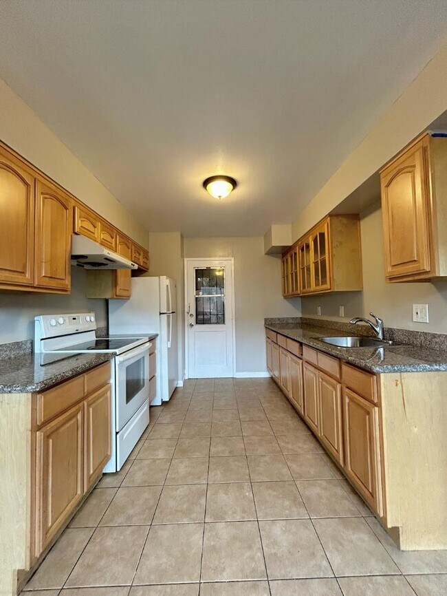 Photo - 3409 66th Ave