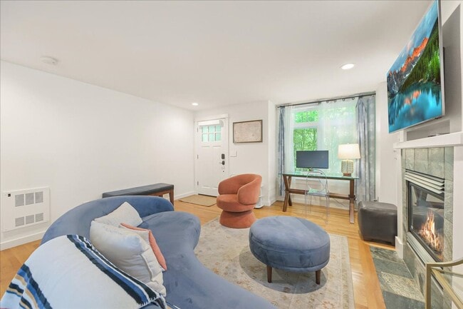 Photo - 4311As Linden Ave N