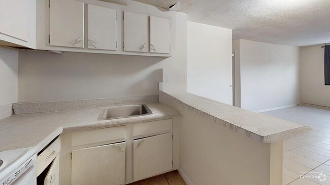 Building Photo - 357 Faneuil St Unit 15 Rental