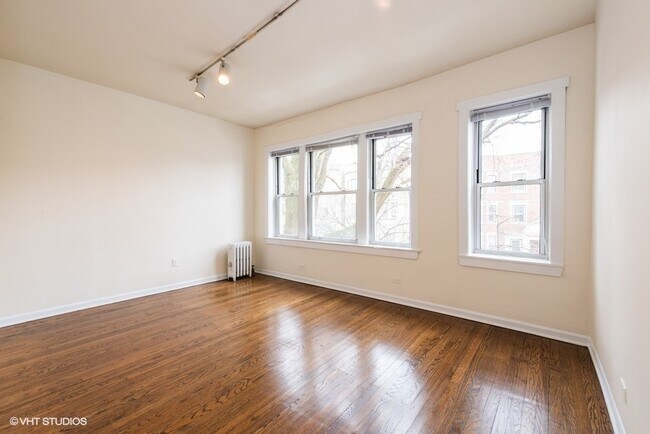 Photo - 4000 N Kenmore Ave Unit 1N