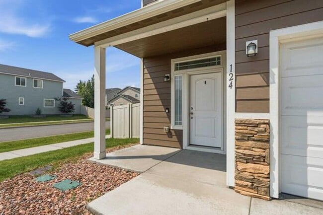 Photo - 124 S Glenbrook Ct