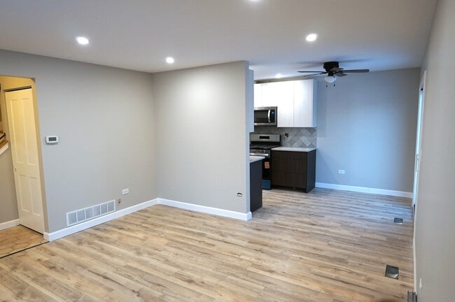 Photo - 1044 Boston Hbr