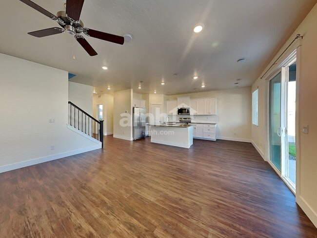 Photo - 1064 S Moorside Ave