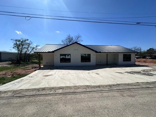 Photo - 900 W Highland Ave Unidad C