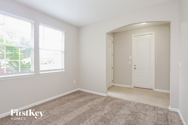 Photo - 1532 Oldenburg Dr