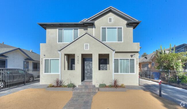 Building Photo - 4288 S Hobart Blvd Unit 4288 Rental