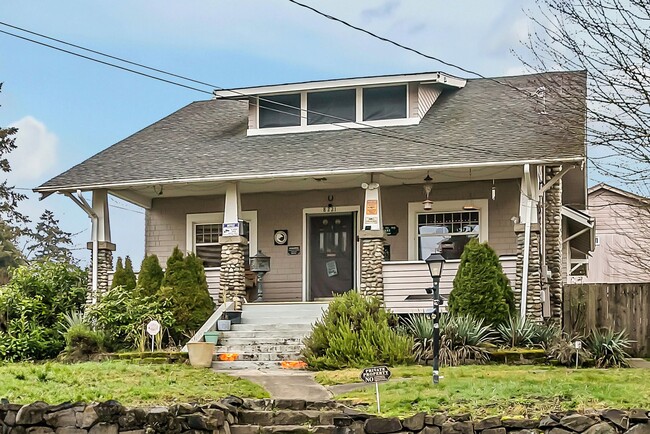 5612 - 5612 Apartment Unit #B