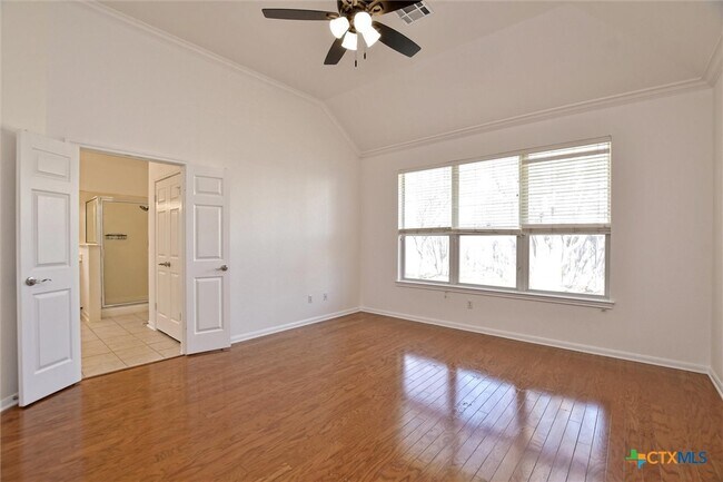 Photo - 2632 Henley Dr