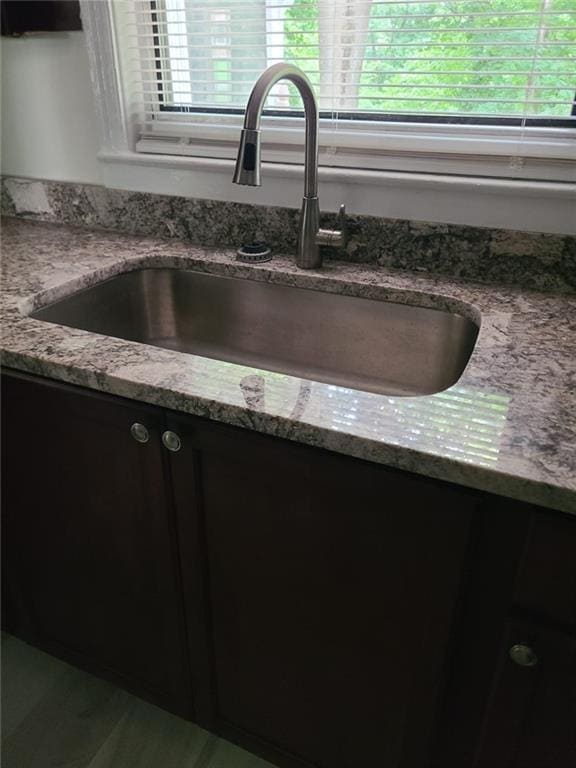 Photo - 1940 Meadow Ln