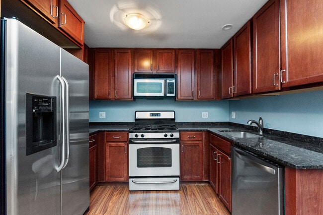Building Photo - 2300 Commonwealth-1A Unit 1A Rental