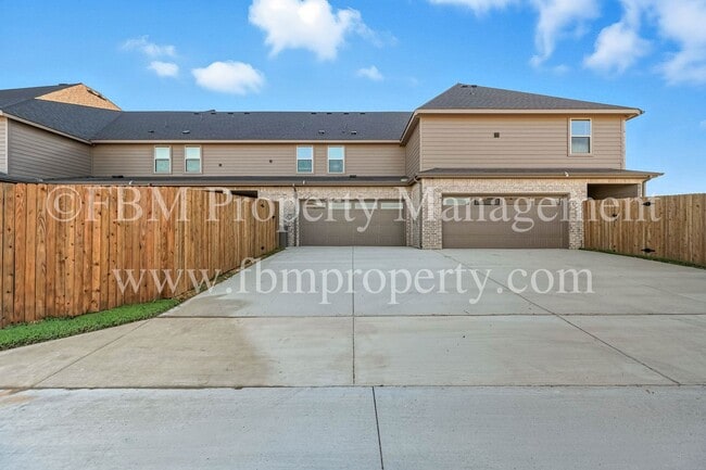 Photo - 1777 Ethereal Ln