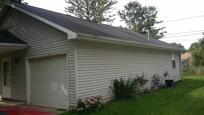 Photo - 3BDRM HOUSE FOR RENT