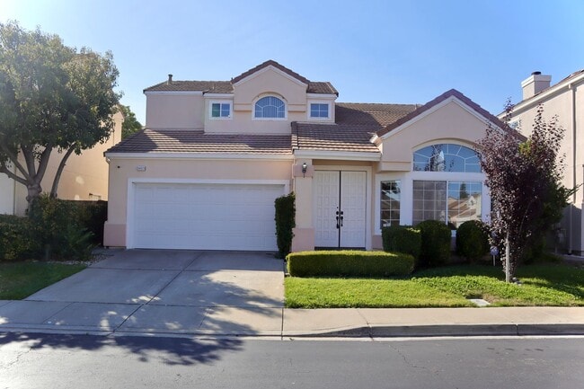 Building Photo - Gorgeous 4-bedroom Ardenwood Home for rent...