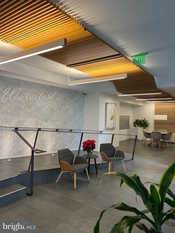 Building Photo - 3333 University Blvd W Unit 810