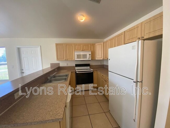 Photo - 4622 15th St SW