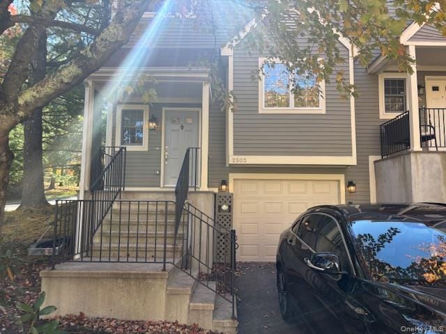 Building Photo - 2503 Canterbury Way