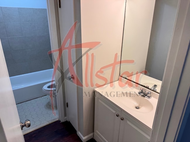 Photo - 4241 Faye Dr