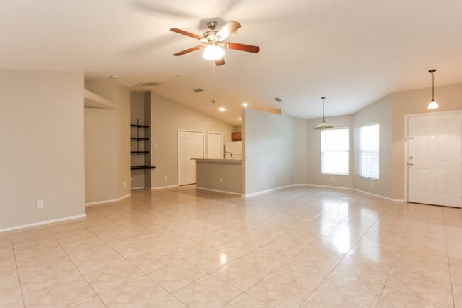 Photo - 11753 Shirburn Cir