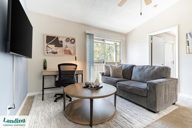 Building Photo - 1000 Palm Pl Dr NE Unit 1736.1411676