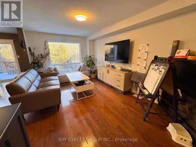 Photo - 2118 Erin Gate Blvd