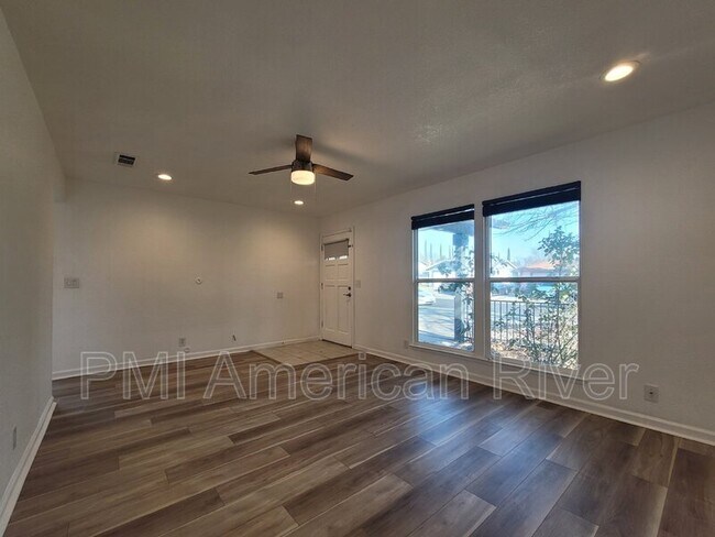 Photo - 6901 Blue Duck Way