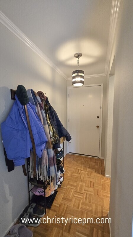 Photo - 11010 NE 68th St Unit 627