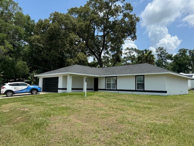 Photo - Beautifully Renovated Home In the Shores  3/2/2 **WON"T LAST**