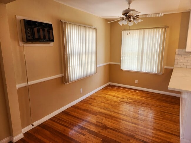 #3 - Dining Area / AC