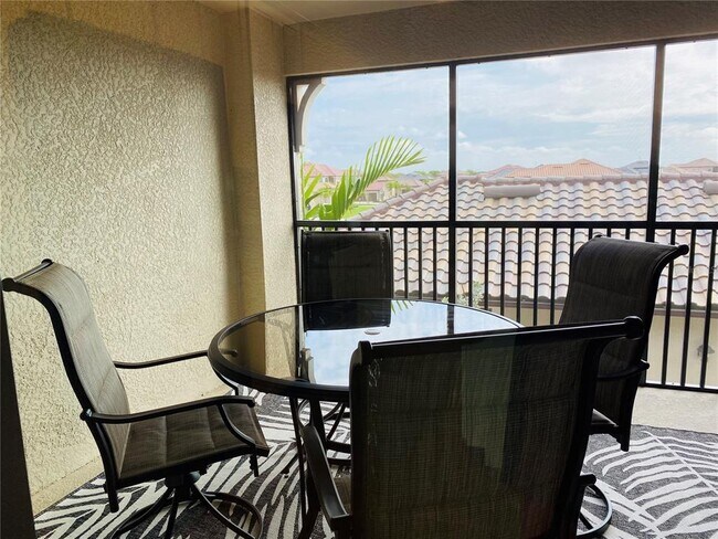 5664 Palmer Cir Unidad 202