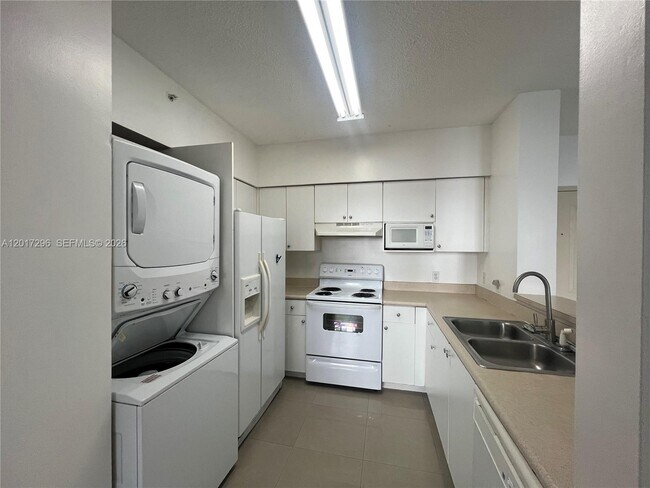 Photo - 5091 NW 7th St Unit 706