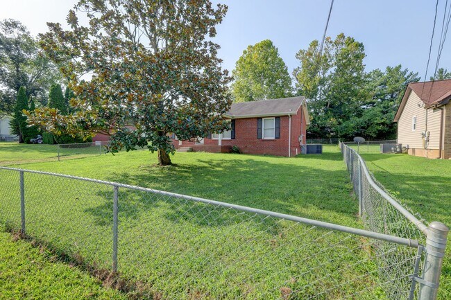 Photo - 204 Bob White Dr